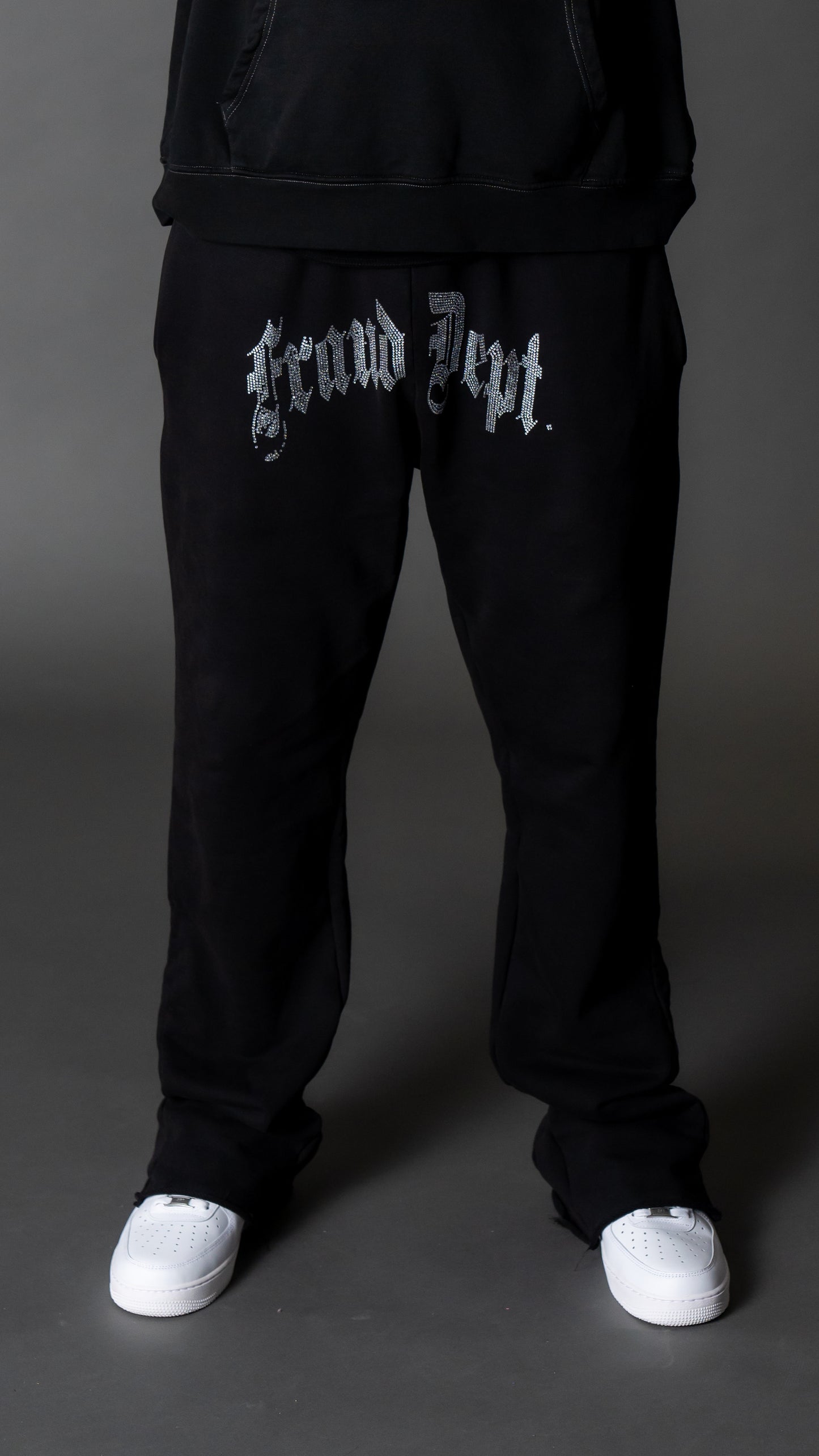 Total Black Sweatpants